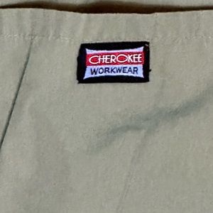 Scrub pants — olive green — size M